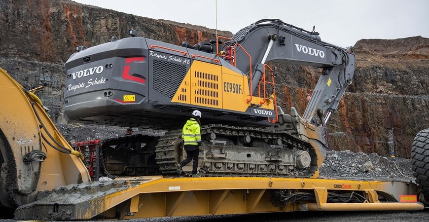 VOLVO’S LARGEST EXCAVATOR IS SURPRISINGLY FAST